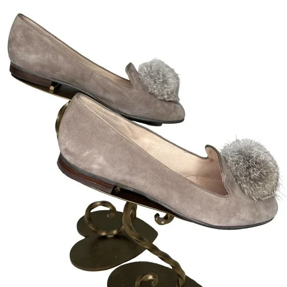 Louise et Cie "Lo Andres" Gray Suede Loafers w/Rabbit Fur Pom-Pom 8.5M - Picture 2 of 9
